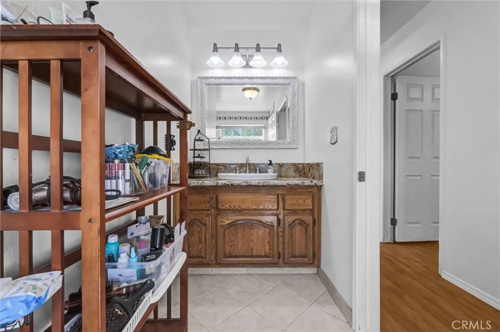 35120 Calle Nopal Temecula, CA 92592