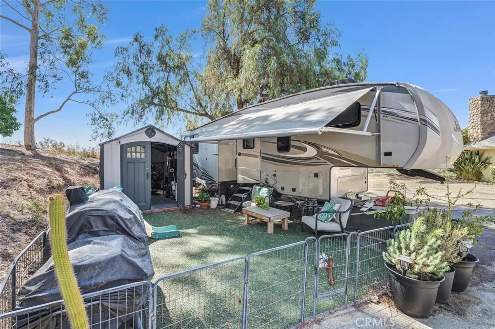 35120 Calle Nopal Temecula, CA 92592