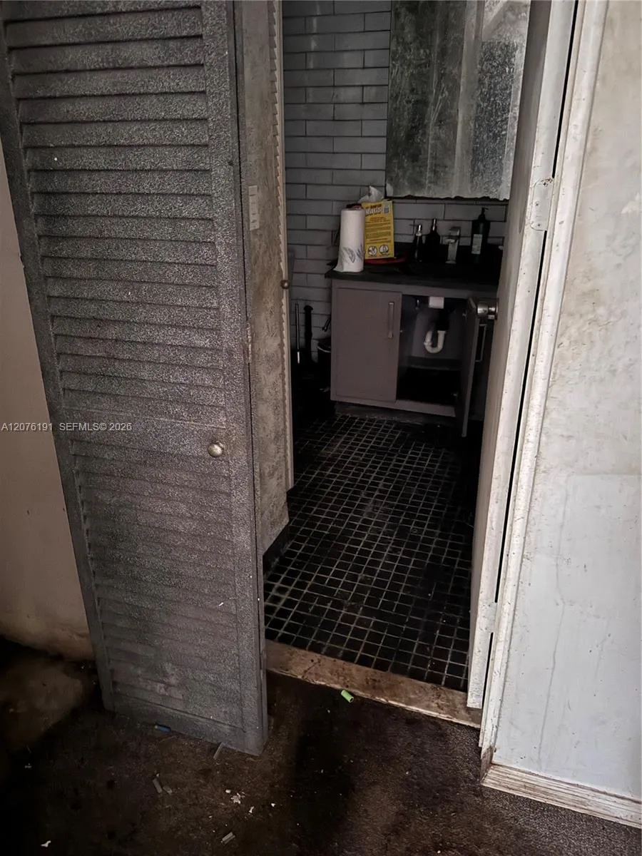 3024 Day Ave #3024 Miami, FL 33133