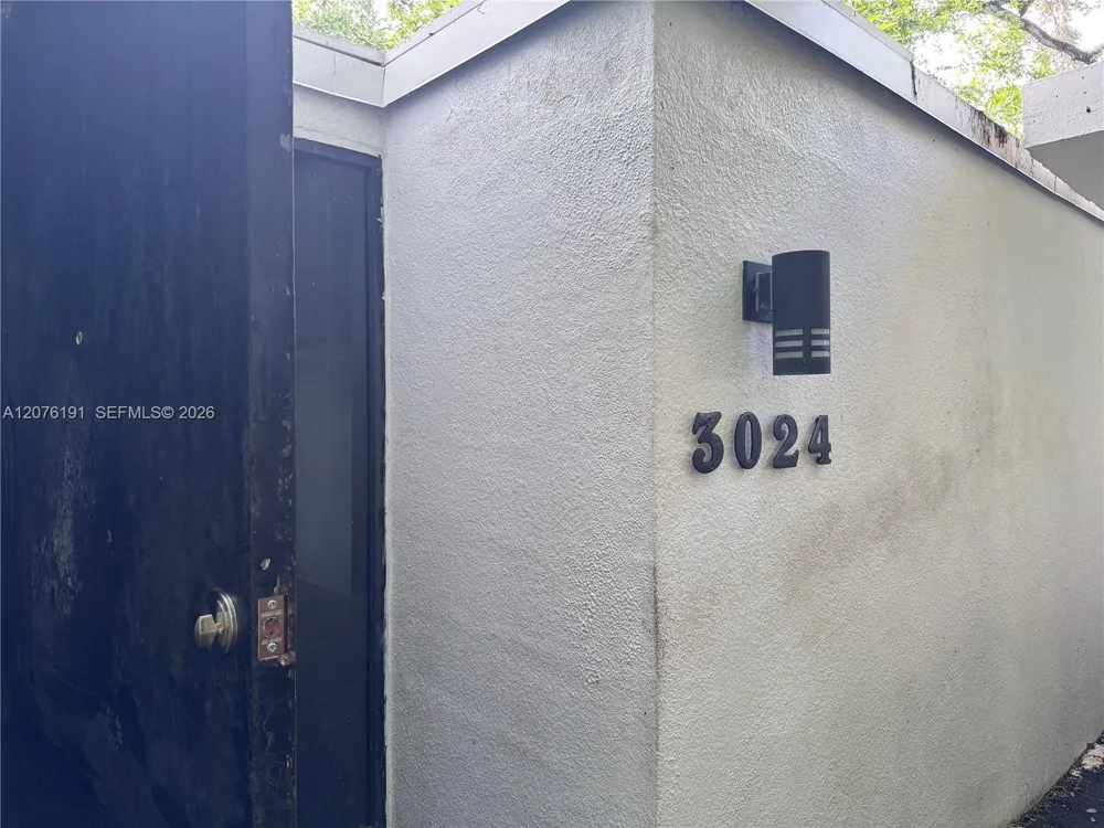 3024 Day Ave #3024 Miami, FL 33133