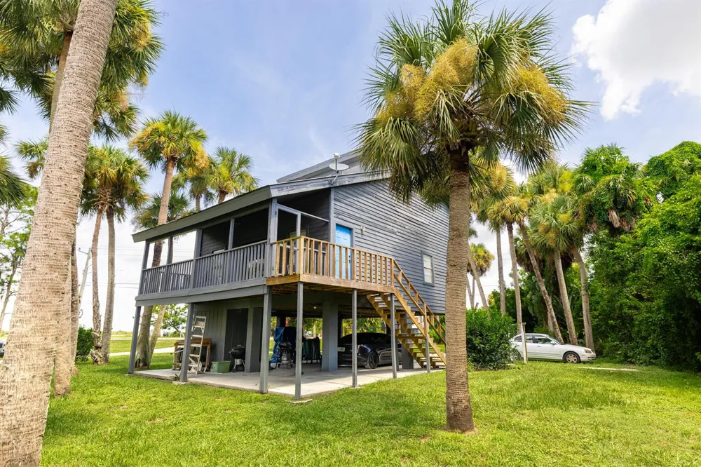 1017 Sabal Palm Drive Okeechobee, FL 34974