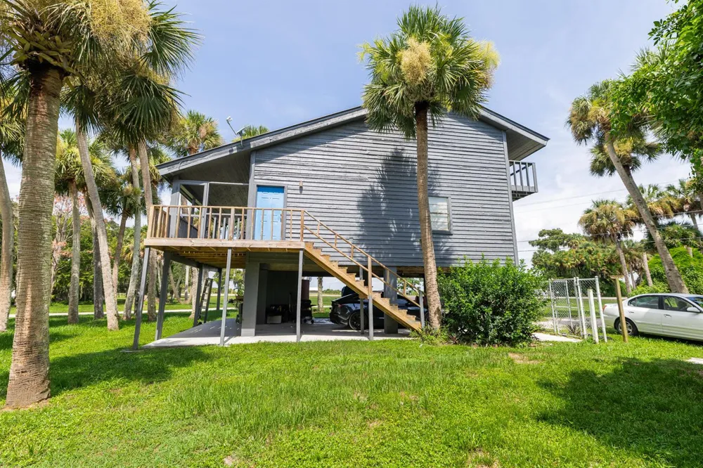 1017 Sabal Palm Drive Okeechobee, FL 34974