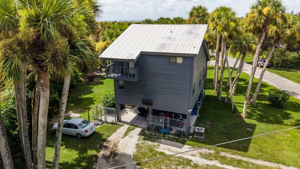 1017 Sabal Palm Drive Okeechobee, FL 34974
