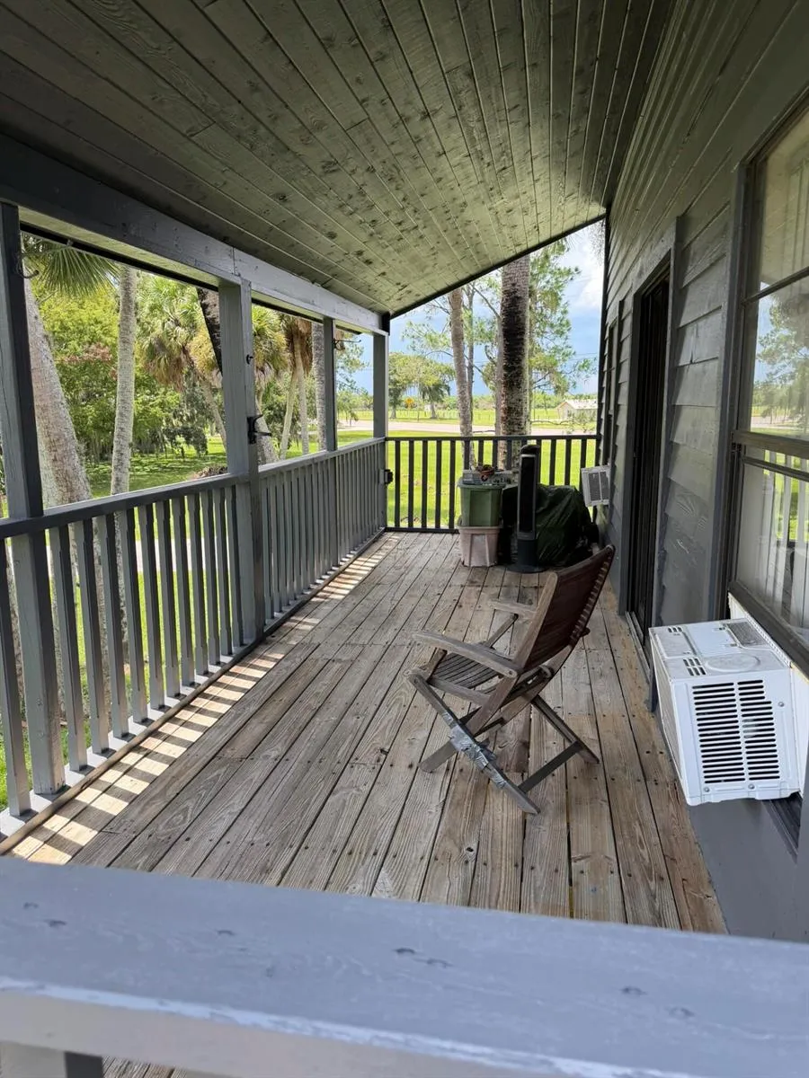 1017 Sabal Palm Drive Okeechobee, FL 34974