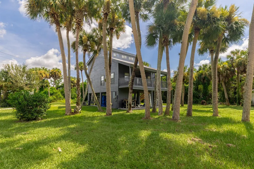 1017 Sabal Palm Drive Okeechobee, FL 34974