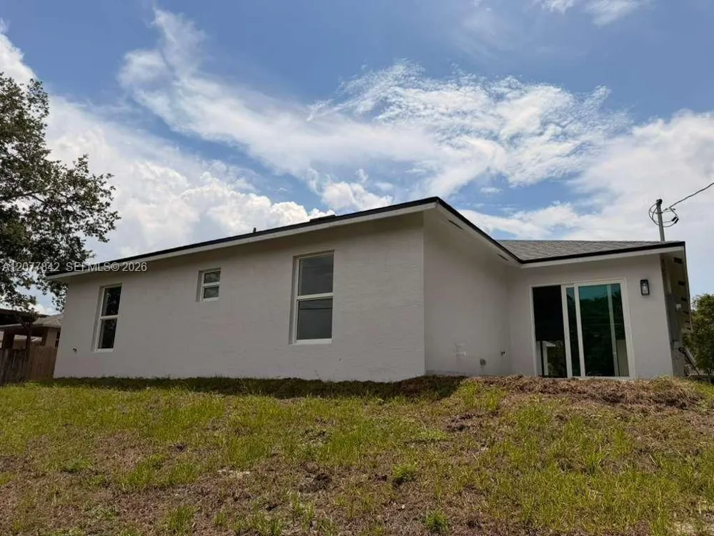 8636 100th Ct Vero Beach, FL 32967