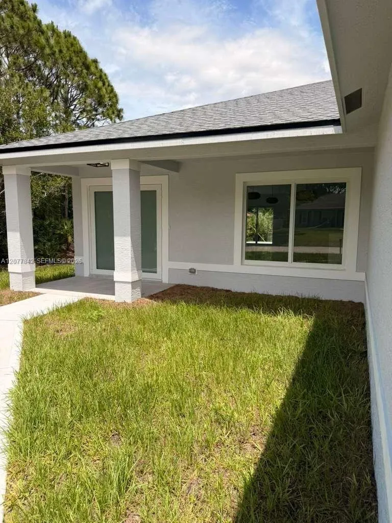 8636 100th Ct Vero Beach, FL 32967