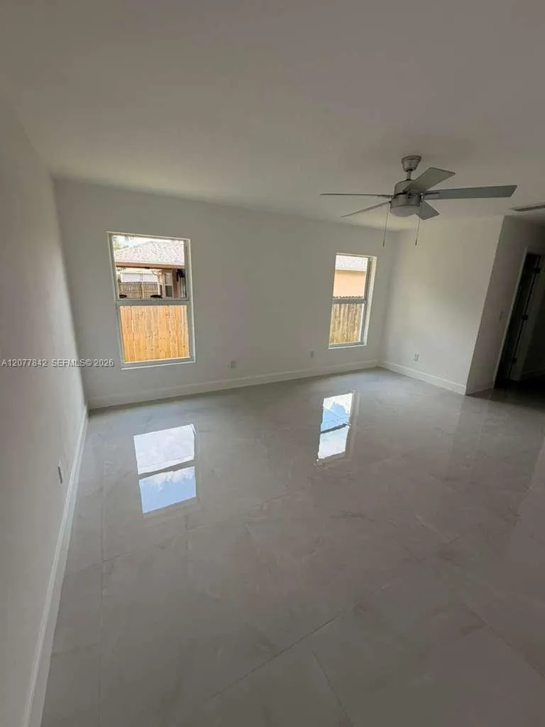 8636 100th Ct Vero Beach, FL 32967