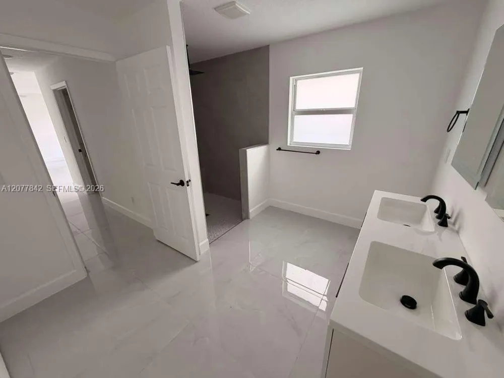 8636 100th Ct Vero Beach, FL 32967