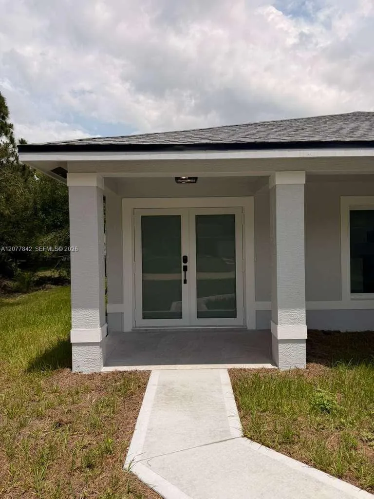 8636 100th Ct Vero Beach, FL 32967