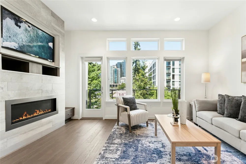 10762 SE 1st Drive #22 Bellevue, WA 98004