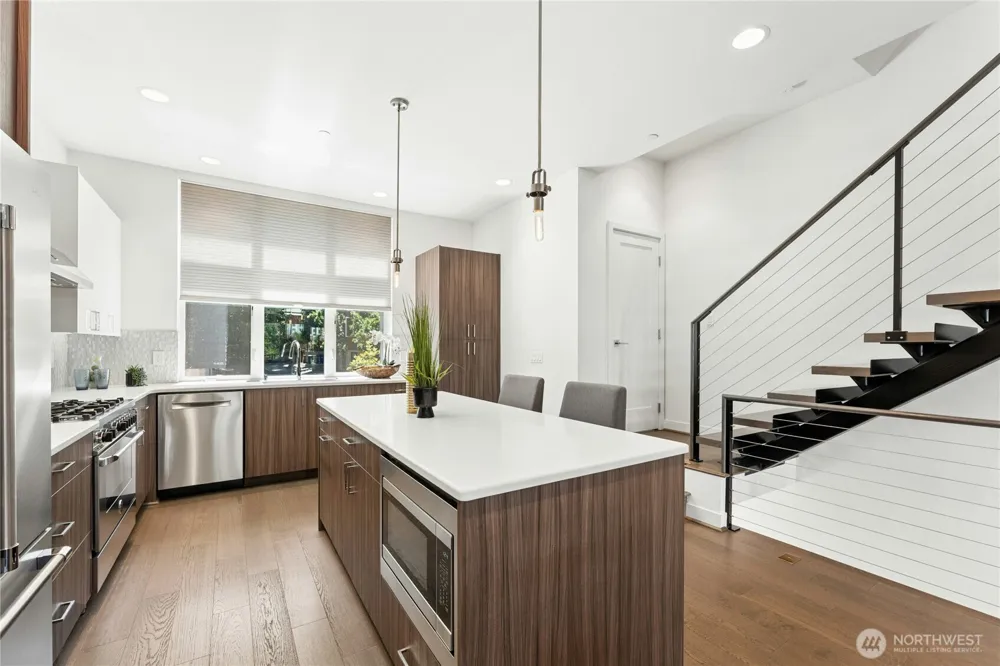 10762 SE 1st Drive #22 Bellevue, WA 98004