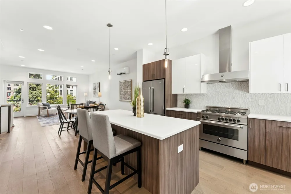 10762 SE 1st Drive #22 Bellevue, WA 98004