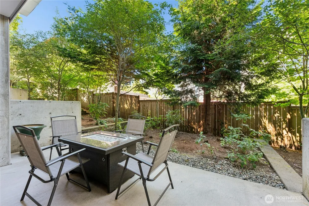 10762 SE 1st Drive #22 Bellevue, WA 98004