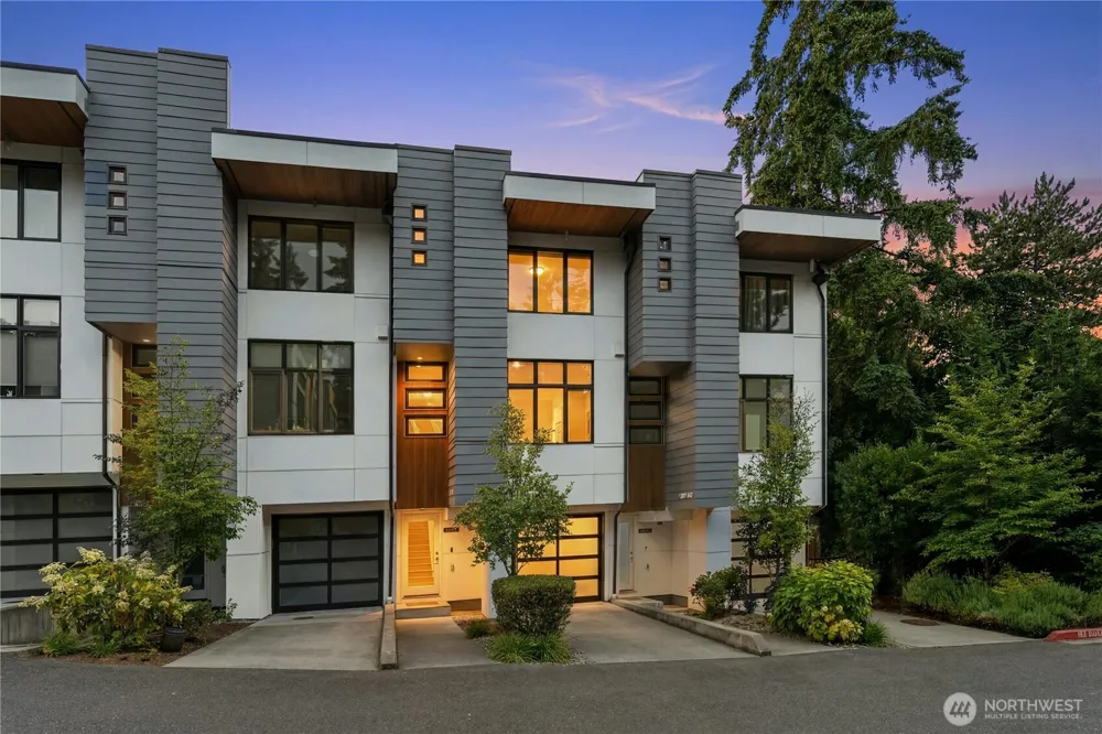 10762 SE 1st Drive #22 Bellevue, WA 98004
