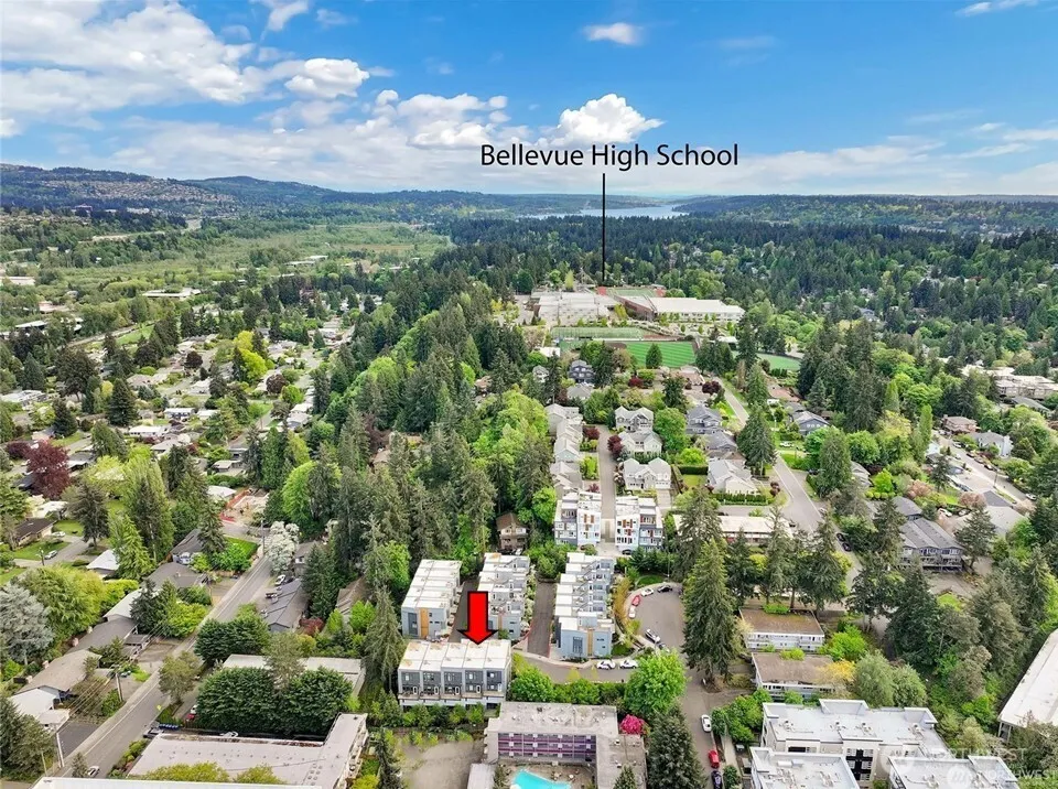 10762 SE 1st Drive #22 Bellevue, WA 98004