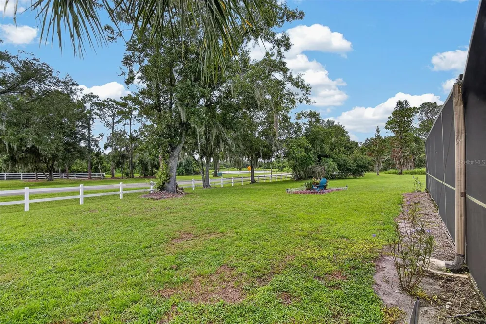 2814 HAMMOCK DRIVE Plant City, FL 33566