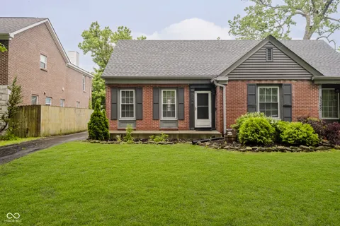 3346 E Fall Creek Pkwy N Drive