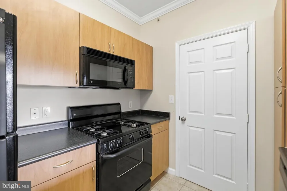 19611 GALWAY BAY CIRCLE #402 Germantown, MD 20874
