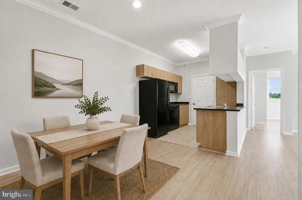 19611 GALWAY BAY CIRCLE #402 Germantown, MD 20874
