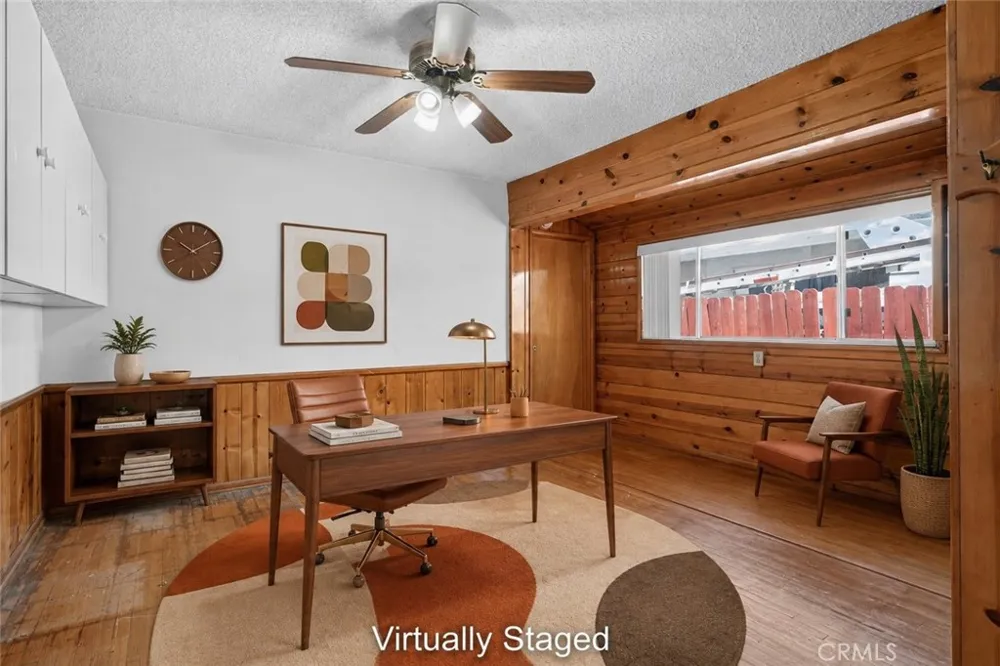 7238 Balcom Avenue Reseda, CA 91335