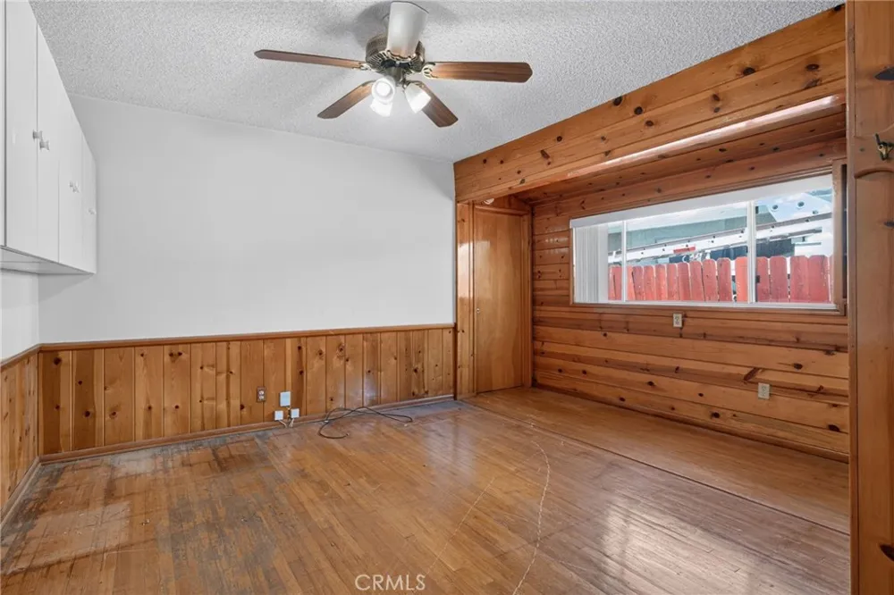 7238 Balcom Avenue Reseda, CA 91335