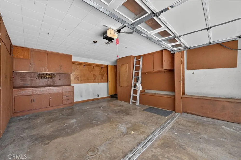 7238 Balcom Avenue Reseda, CA 91335