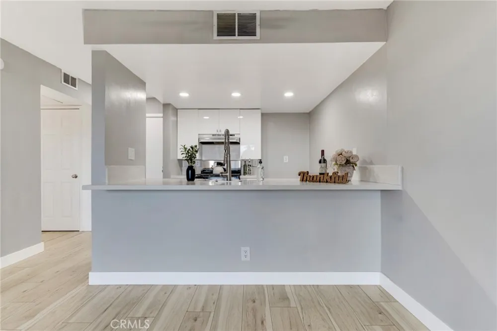 12601 Van Nuys Boulevard #104 Pacoima, CA 91331