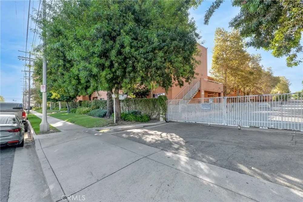 12601 Van Nuys Boulevard #104 Pacoima, CA 91331