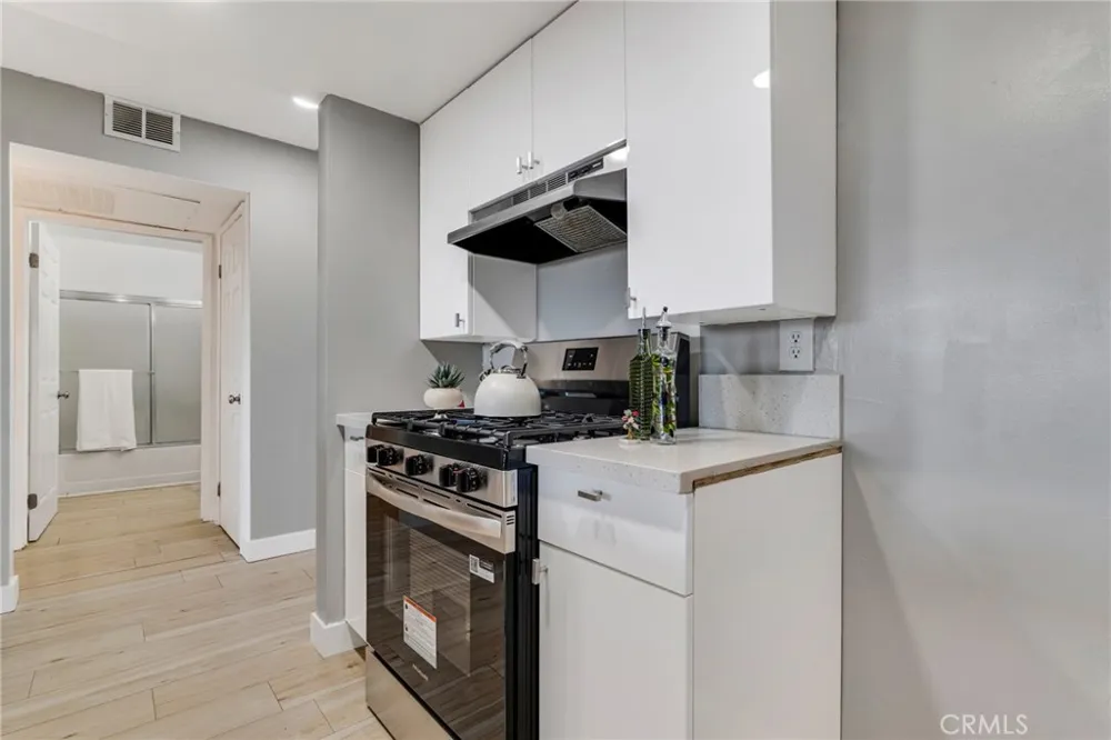 12601 Van Nuys Boulevard #104 Pacoima, CA 91331