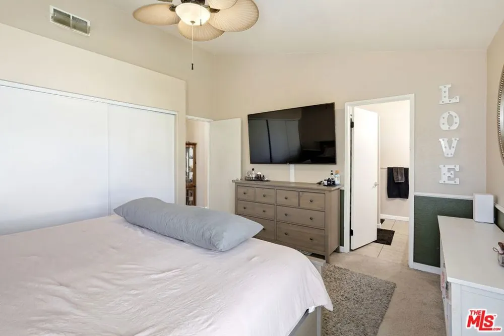 42954 Fanchon Avenue Lancaster, CA 93536