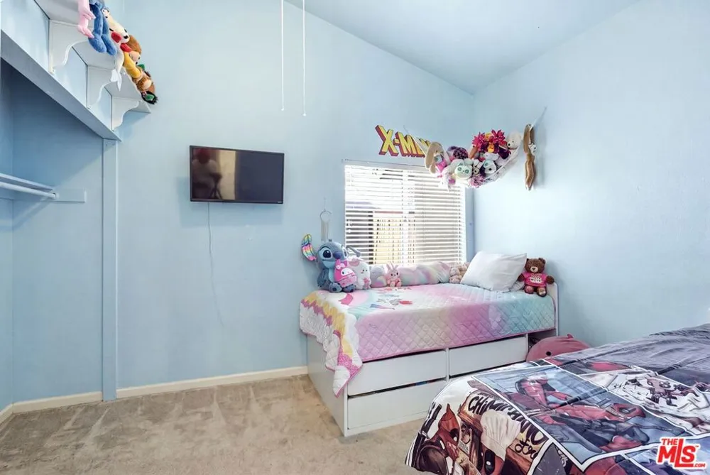 42954 Fanchon Avenue Lancaster, CA 93536
