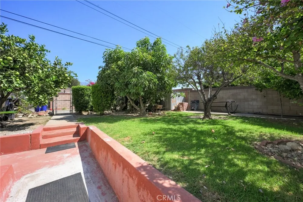 1001 Highland Court Upland, CA 91786