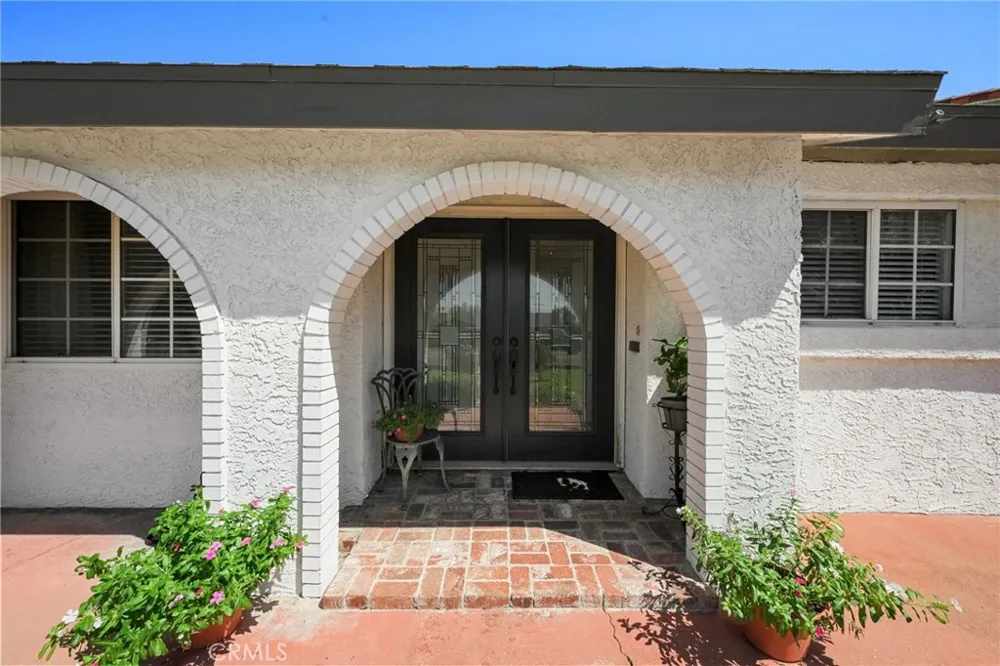 1001 Highland Court Upland, CA 91786