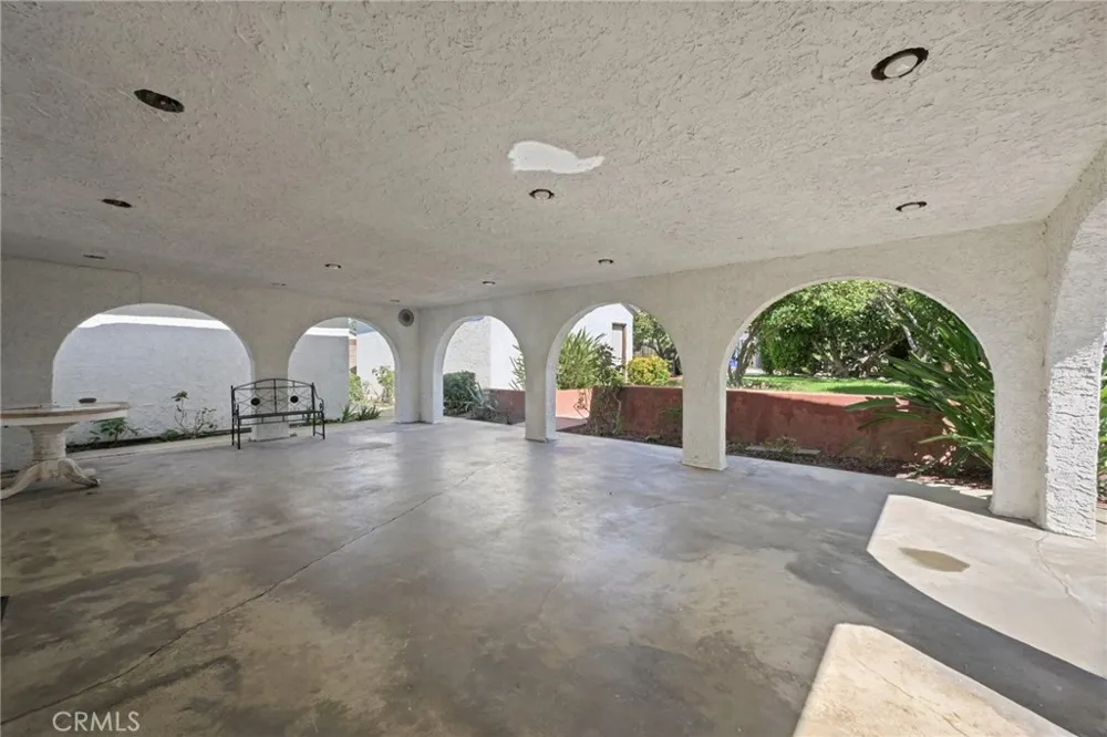 1001 Highland Court Upland, CA 91786