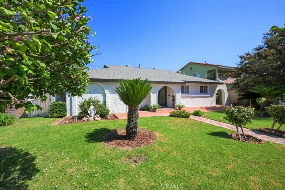 1001 Highland Court Upland, CA 91786