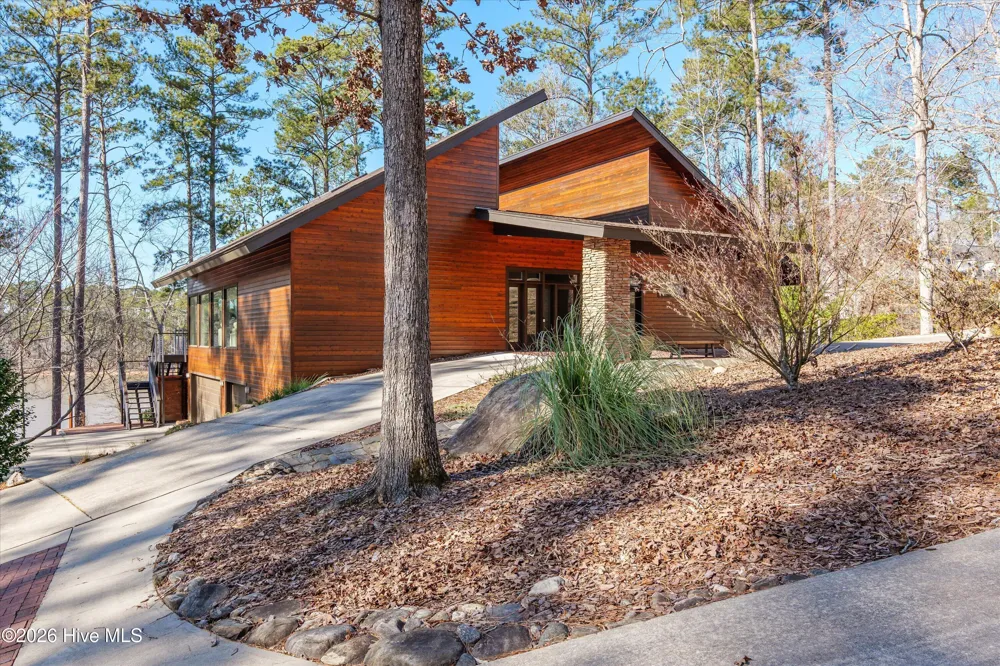 210 Bellefaye Lane Mccormick, SC 29835