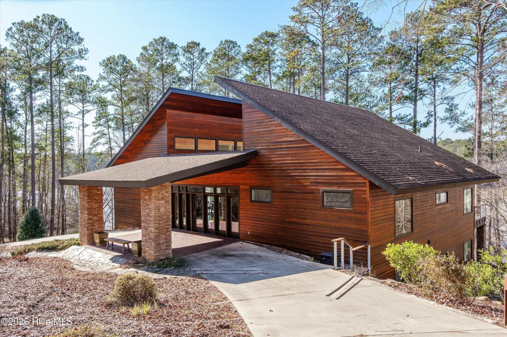210 Bellefaye Lane Mccormick, SC 29835