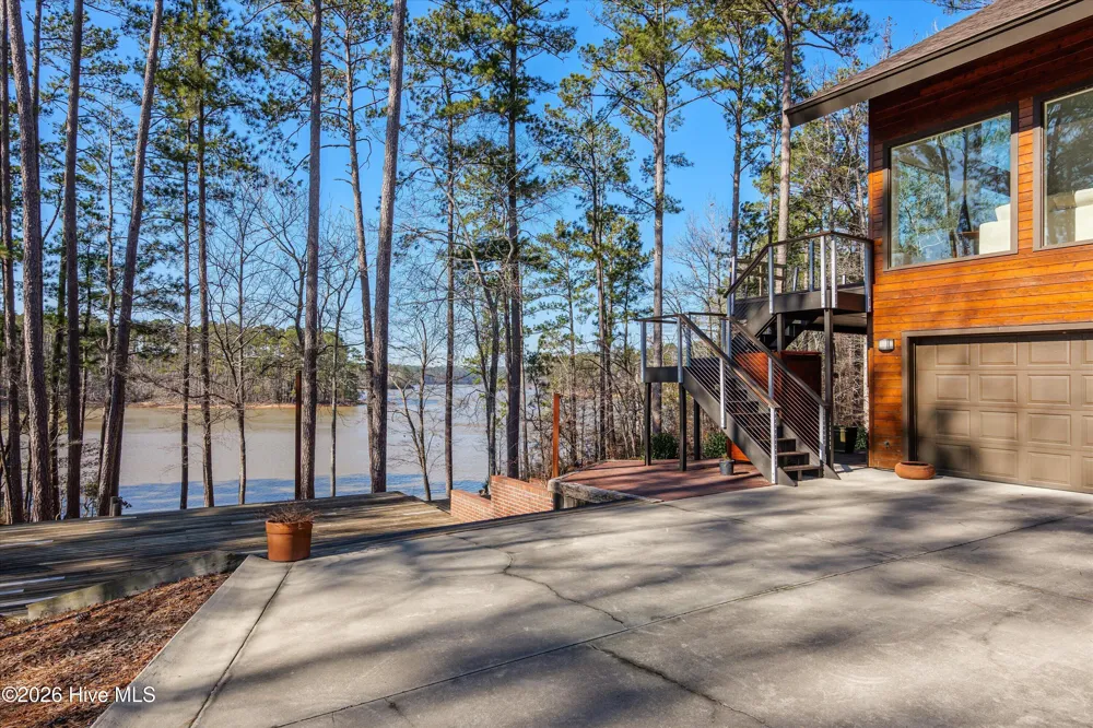 210 Bellefaye Lane Mccormick, SC 29835