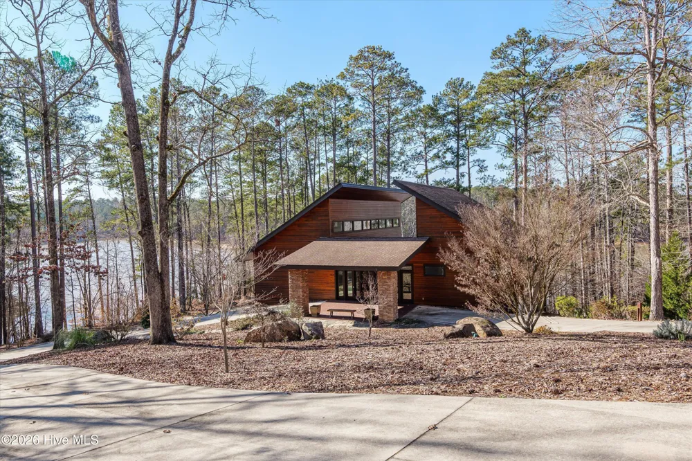 210 Bellefaye Lane Mccormick, SC 29835