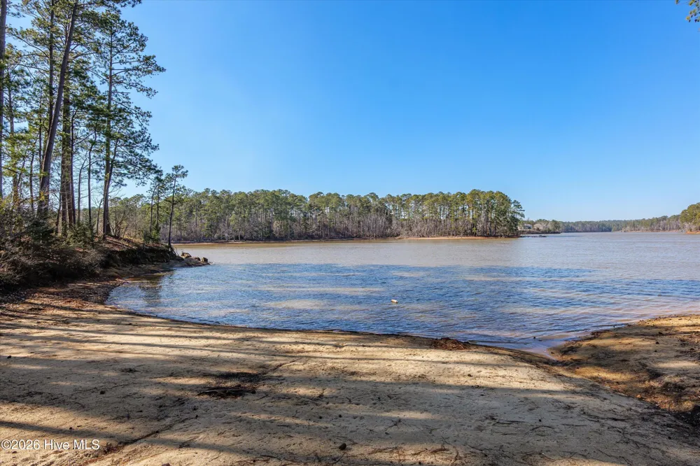 210 Bellefaye Lane Mccormick, SC 29835