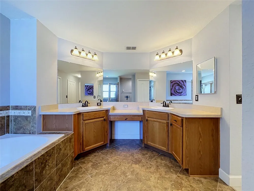 418 MAJESTIC GARDENS BLVD Winter Haven, FL 33880