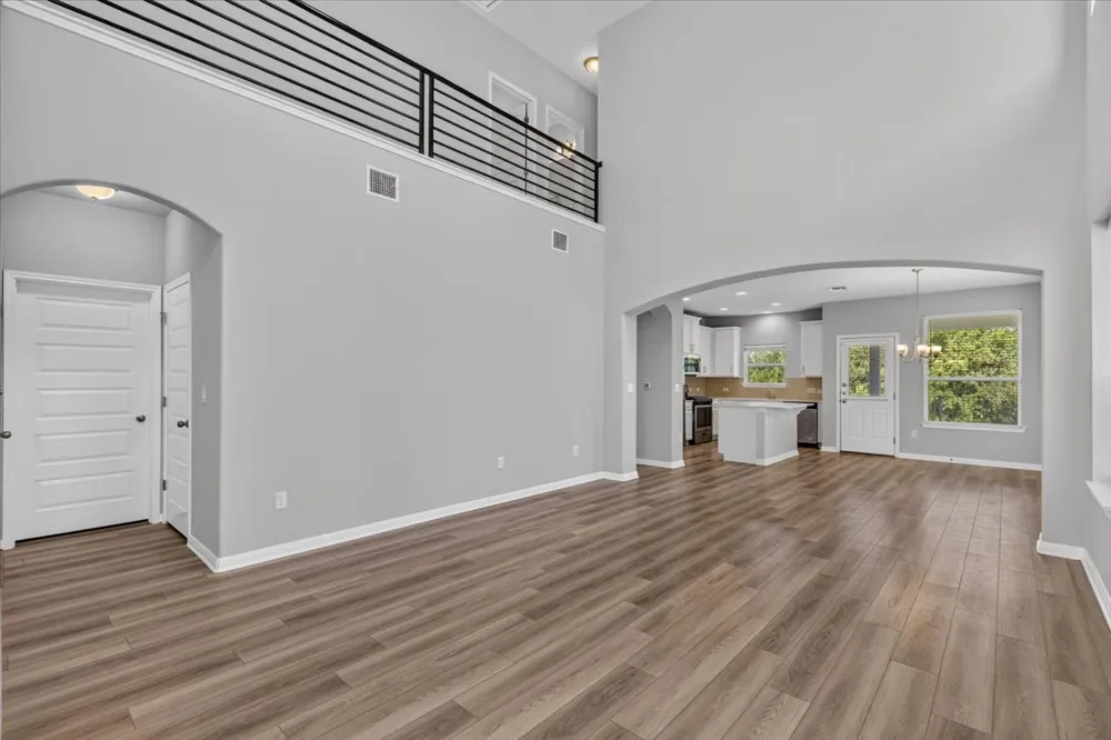 11200 El Capitan Drive Austin, TX 78747