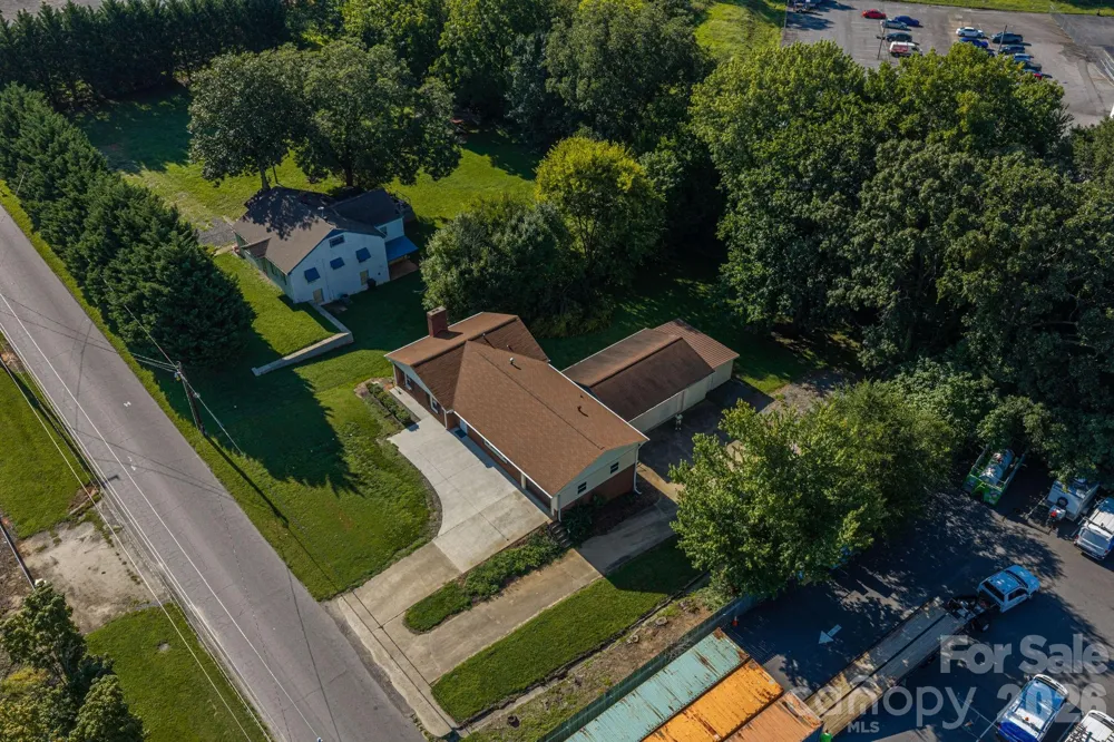 1306 11th Avenue SE Hickory, NC 28602