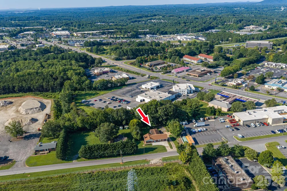 1306 11th Avenue SE Hickory, NC 28602