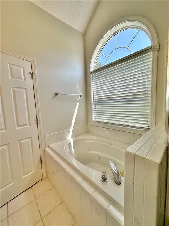 1815 Jeffery Court Riverdale, GA 30296