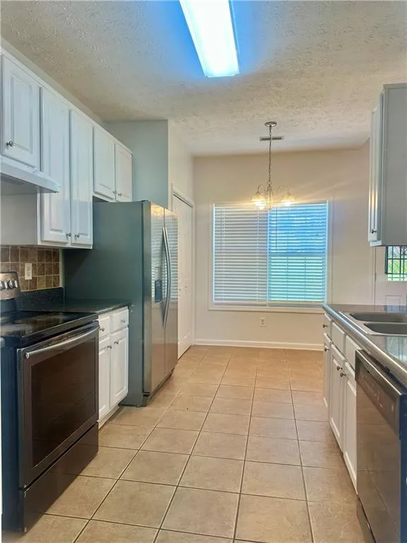1815 Jeffery Court Riverdale, GA 30296