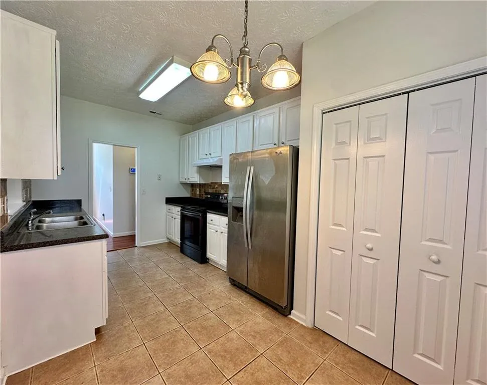 1815 Jeffery Court Riverdale, GA 30296