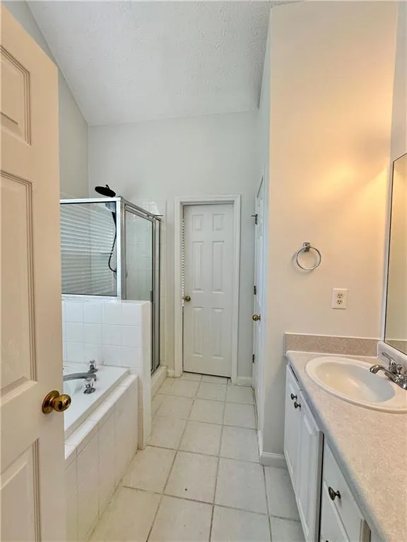1815 Jeffery Court Riverdale, GA 30296
