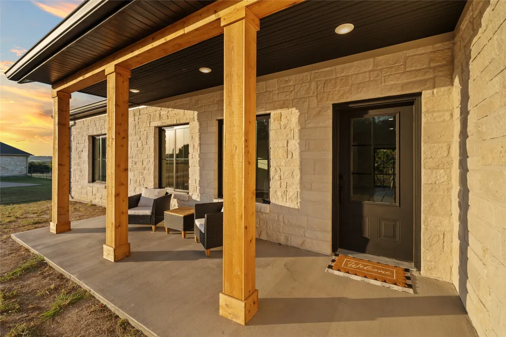 201 Private Road 4296 Clifton, TX 76634